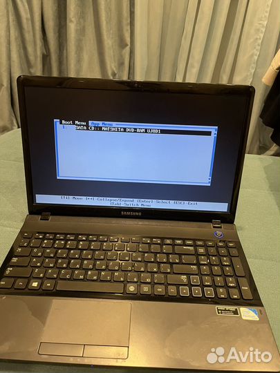 Samsung np300e5x