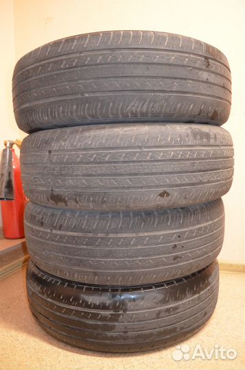 Dunlop Grandtrek ST30 225/65 R17 102H