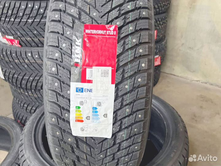 iLink Wintervorhut Stud II 275/40 R21 и 315/35 R21 93C