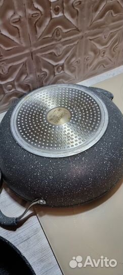 Сковородки,Вок б/у