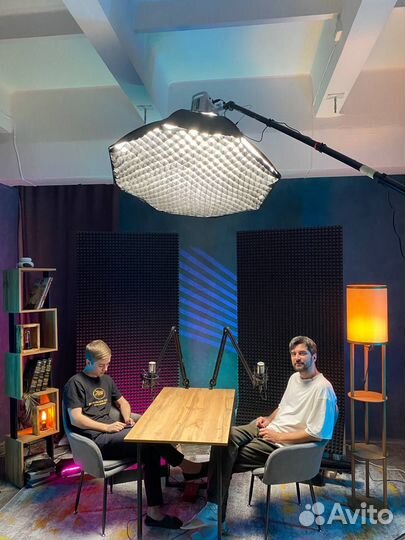 Съемка подкастов, вебинаров, трансляций, интервью