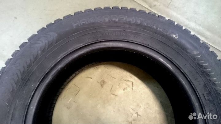 Nokian Tyres Hakkapeliitta 8 225/60 R17 99T