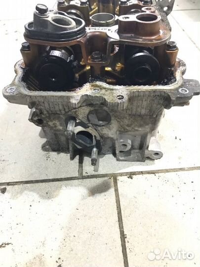 Головка блока цилиндров правая Nissan Teana J32