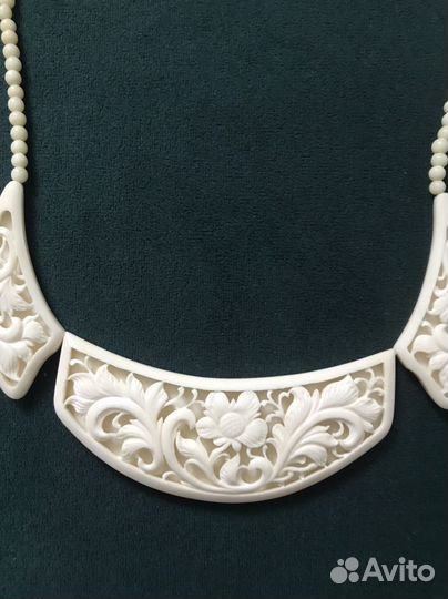Костяное ожерелье