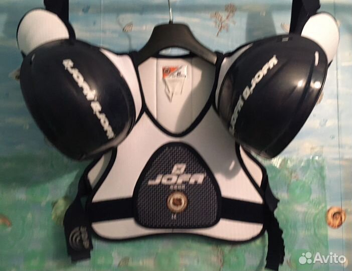 Защита для хоккея, нагрудник хоккейный Jofa