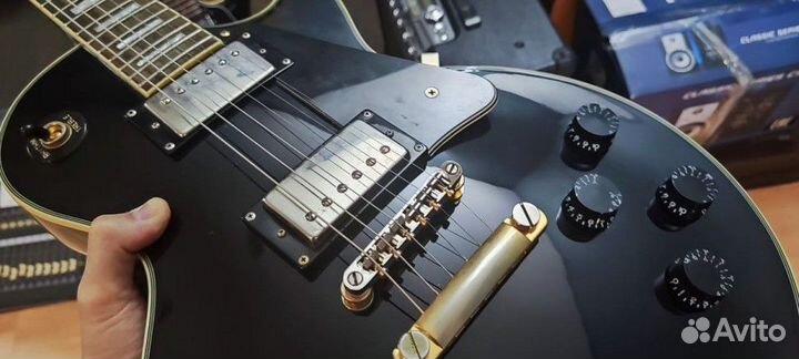 Электрогитара Epiphone Les Paul Custom