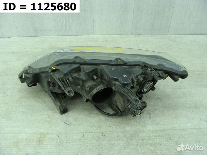 Фара правая Nissan X-Trail