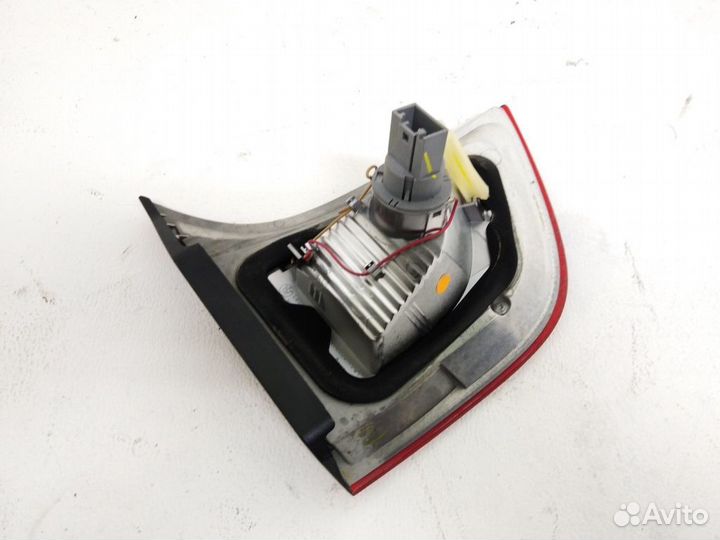 Фонарь на багажной двери правый X6 E71 BMW X6E71