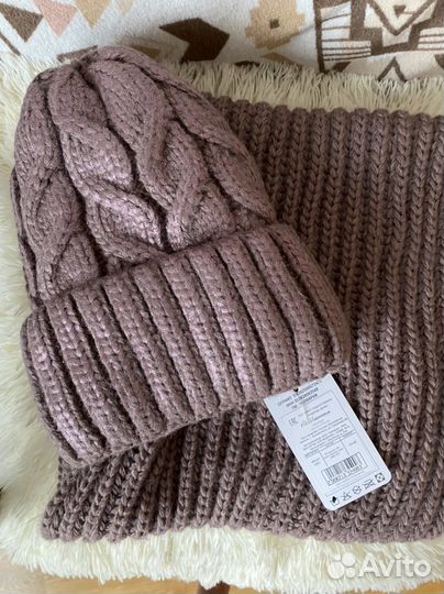 Комплект,шапка и снуд