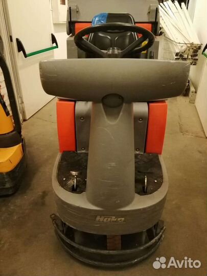 Поломоечная машина аккумуляторная бу