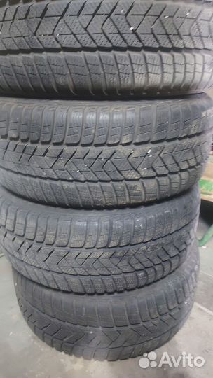 Pirelli Winter Sottozero 225/40 R18