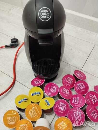 Кофемашина Nescafe dolce gusto