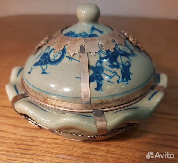 Антикварный сосуд. Cтарый/старинный - Китай