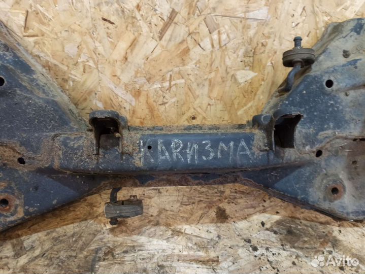 Подрамник Mitsubishi Carisma