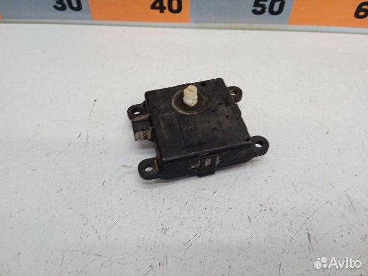 Моторчик заслонки отопителя Nissan Murano Z50 3.5