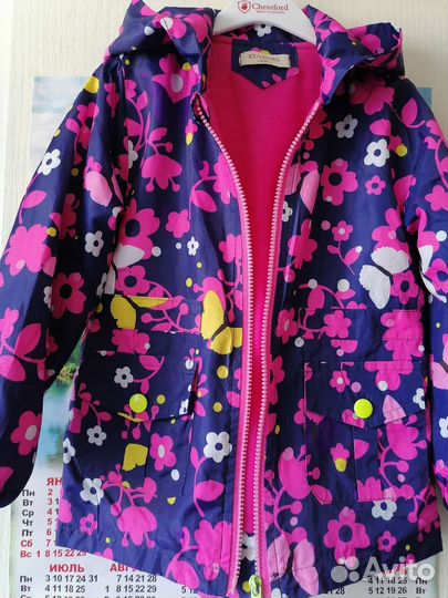 Ветровка для девочки