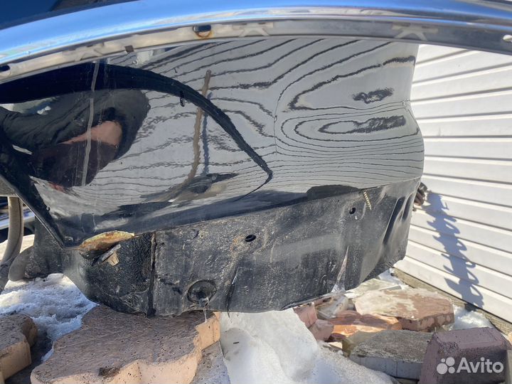 Заднее левое крыло mazda millenia