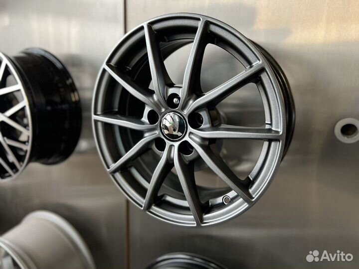 Новые комплект R15 Volkswagen Polo Skoda Rapid