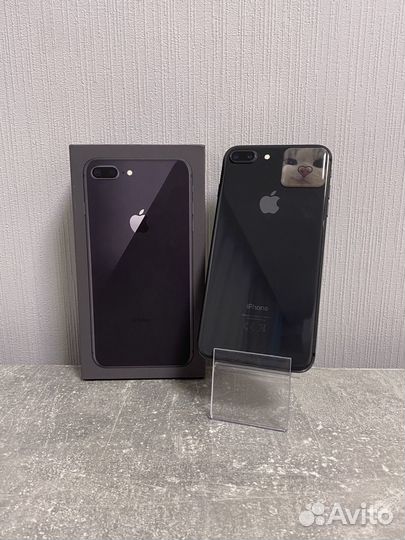 iPhone 8 Plus, 64 ГБ