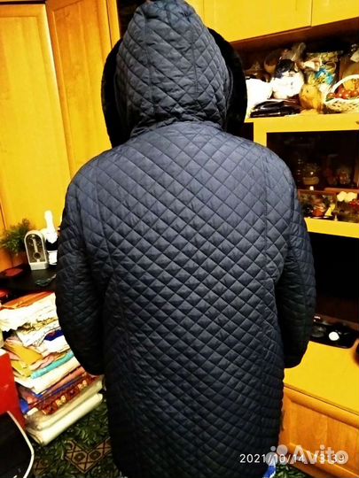 Куртка зимняя с капюшоном