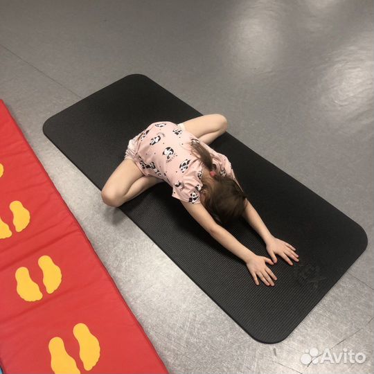 Тренер по художественной гимнастике