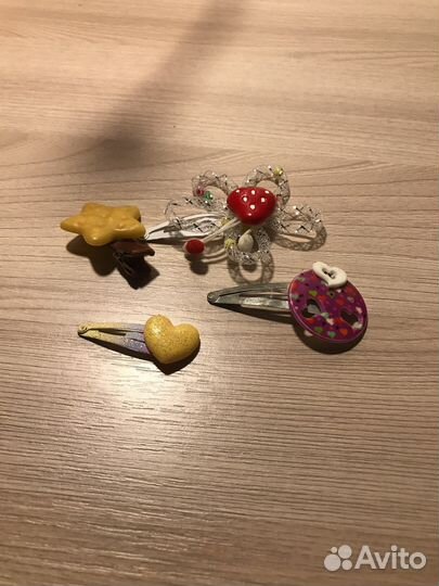 Резинки и заколки