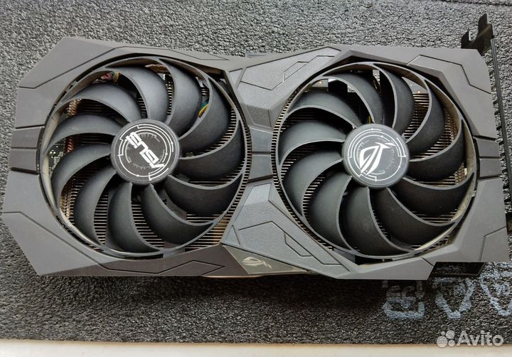 Игровая видеокарта Asus Geforce GTX 1650 Super ROG