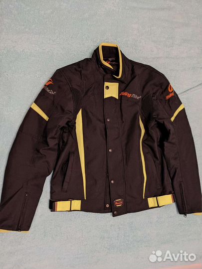 Мотоэкипировка новая осенняя S-M (китайский L)