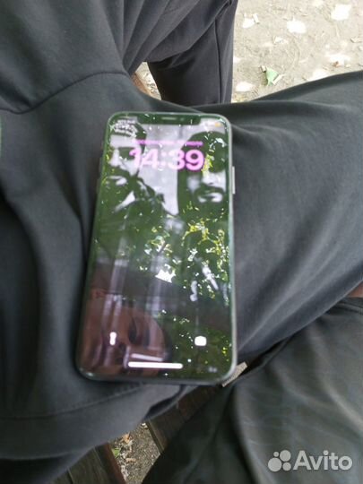 Телефон iPhone 10