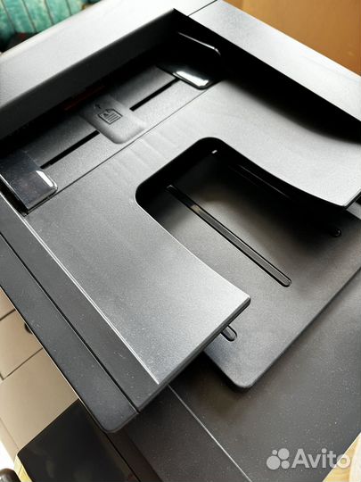 HP Laser Jet Pro MFP M521dw