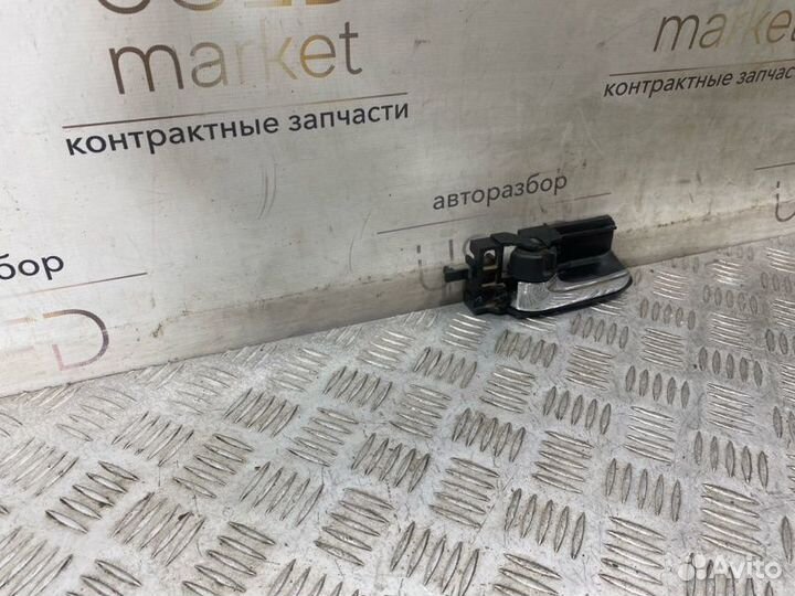 Ручка двери внутренняя задняя левая Toyota Corolla