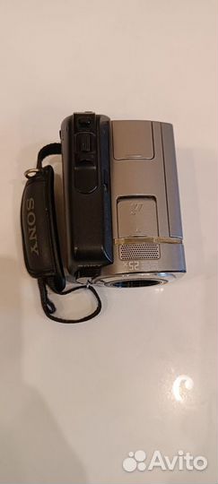 Видеокамера sony handycam DCR SR65