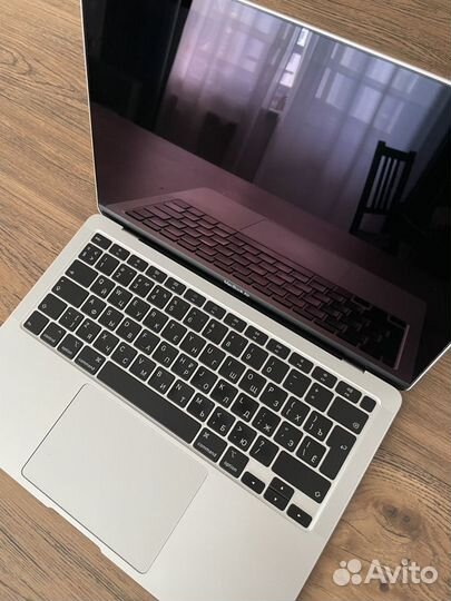 Macbook Air (2020) a2179 Silver