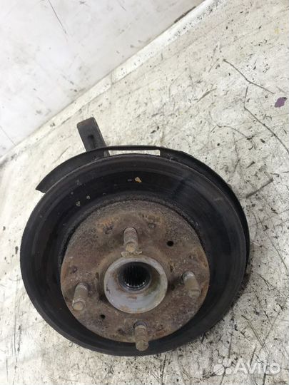 Кулак поворотный передний левый Nissan Cube