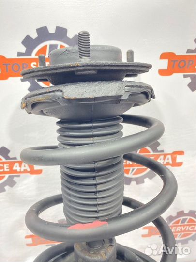 Амортизатор / стойка передний левый Toyota Camry