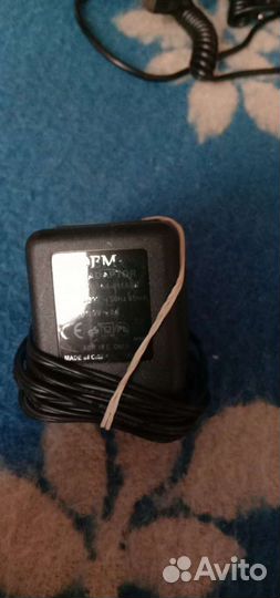 Блок питания 9v.1a