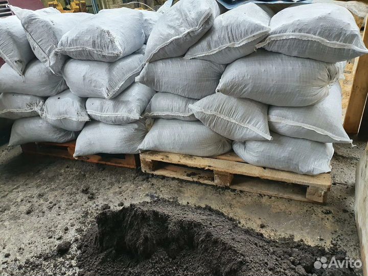 Земля чернозем в мешках