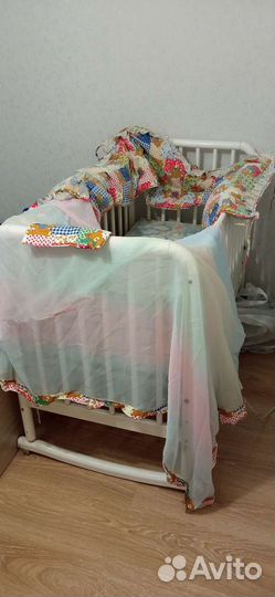Детская кроватка