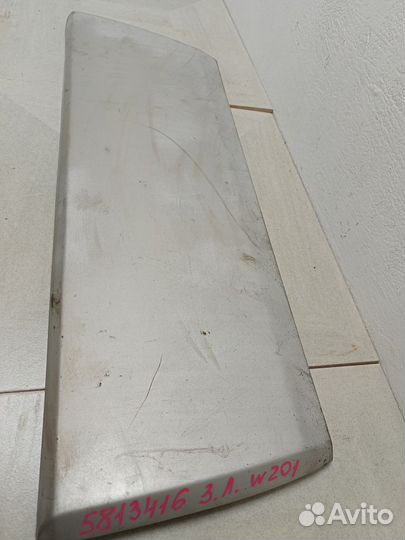 Накладка двери задней левой