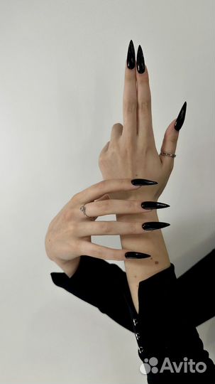 Мастер маникюра и педикюра