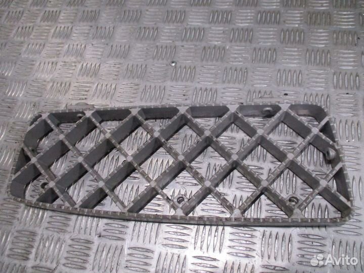 Ступенька верхняя Scania 1805447