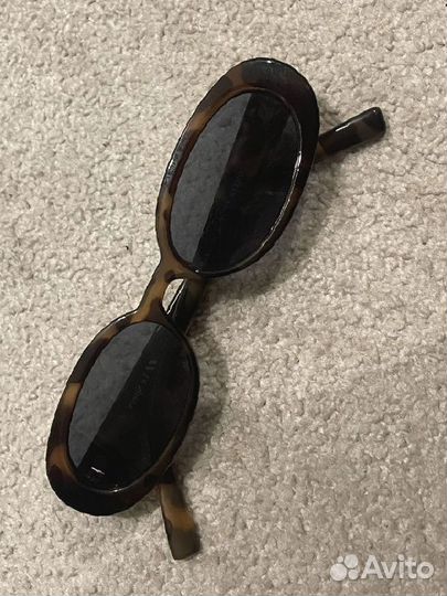 Солнцезащитные очки Le Specs