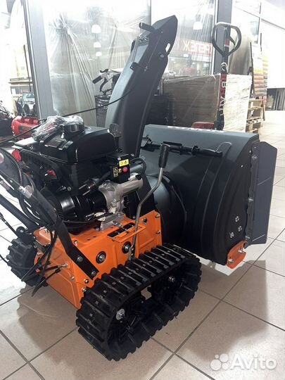 Снегоуборщик honda гусеничный 13 сил