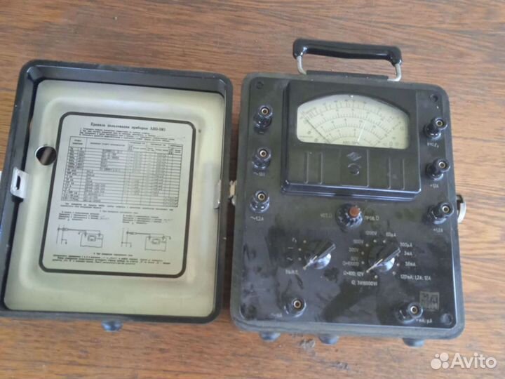 Советский электроизмерительный прибор