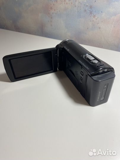 Видеокамера Sony Handycam HDR-CX260E