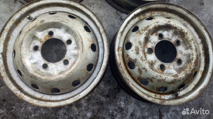 Диски нива r 16