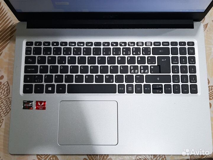 Ультрабук Aser