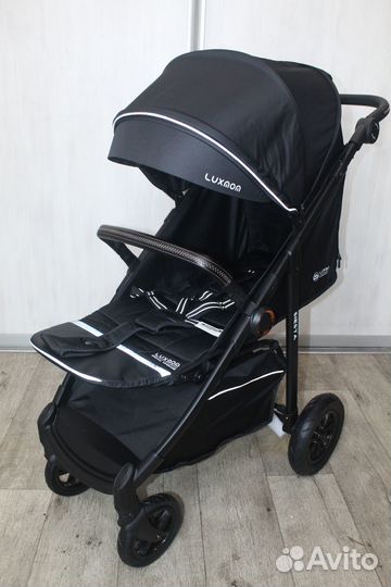 Новая Luxmom V 1(надувные колеса)