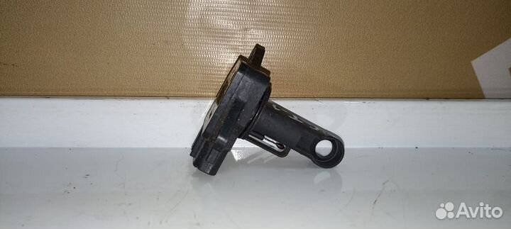 Датчик массового расхода воздуха Toyota Lexus