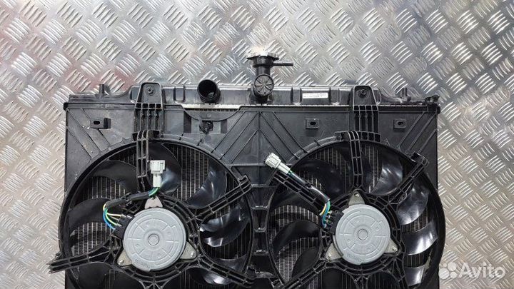 Б/У Б/У Радиатор основной В сборе с вентилятором